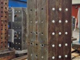 Triag clamping cupes for 500x500 pallet