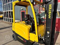 Hyster J2.5 XN 2500kg E- heftruck triplo