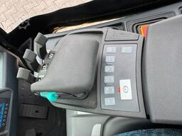 Jungheinrich EFG 215 / Triplex: 4.25m! / SS / nur 3.298h!