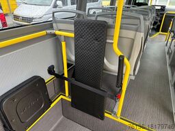 MERCEDES-BENZ eSprinter Linienbus Rollstuhl 15+10 Niederflur