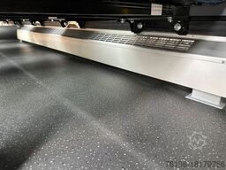 MERCEDES-BENZ Sprinter 15+27 Linienbus Niederflur Rollstuhl