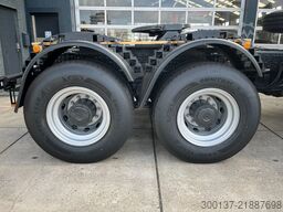 Mercedes-Benz Arocs 4058 AS 6x6 Tractor Head 180T Push Pull E...