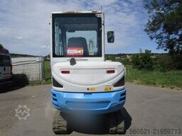 Takeuchi TB 230 - POWERTILT + hydr. Schnellwechsler + 4 Löf