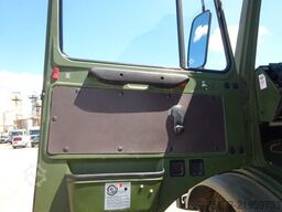 UNIMOG U 1300 L Turbo OM 366 Koffer schnelle Achsen