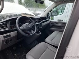 VOLKSWAGEN T6.1  9-Sitzer lang 4motion  1. Hand Klima