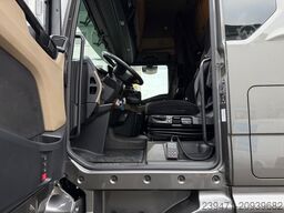 MAN TGX 18.510 4x2 XXL Retarder 2x Tank ACC Indiv.