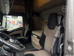 MAN TGX 18.510 4x2 XXL Retarder 2x Tank ACC Indiv.