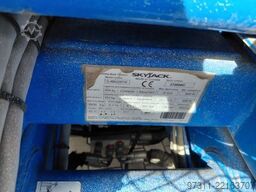 SkyJack SJ6832 RTE