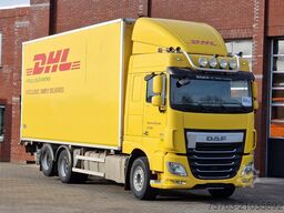 DAF XF 510 SpaceCab 6x2 - Box with side doors - Loa...