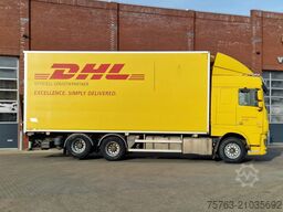 DAF XF 510 SpaceCab 6x2 - Box with side doors - Loa...
