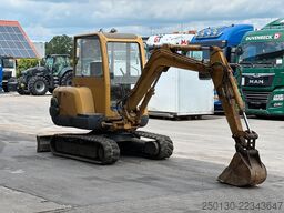 HITACHI EX30-2 Excavator *2 Löffel* *1 Schaufel*
