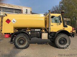 Mercedes-Benz UNIMOG 5000 mit 5000l Dieseltank