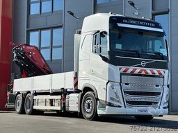 Volvo FH 500 6x2 Containerpritsche mit FASSI 545RA.2.28