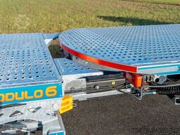 VOLVO FH mit Anhänger für 6 PKW