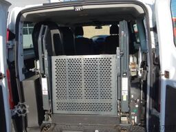 Ford 2,2 TDCI CUSTOM,HANDBAK,ROLSTOELLIFT