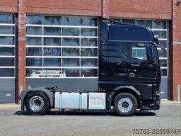 MAN TGX 18.520 4x2 - Full spec - Retarder - Night c...