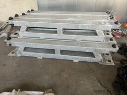 Müller Mitteltal Ausgleichsbock für Satteltieflader incl. Conatinerverschlüssen