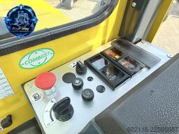 Combilift C3000 GAS TRIPLEX 6400 ONLY 953H CABIN