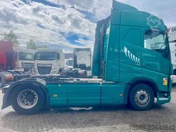 Volvo FH 500 YV2RT40A9MB334008  !! OIL IN ANTIFREEZE!...