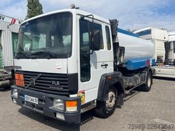 Volvo FL6.14 Volume: 9270 L 3 COMPARTMENTS