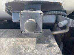 Volvo FL6.14 Volume: 9270 L 3 COMPARTMENTS