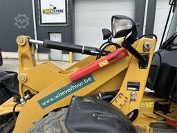 CAT 906M (8758)