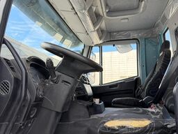 IVECO TRAKKER 400
