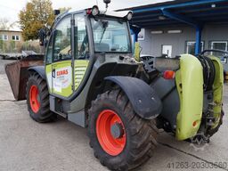 Claas Scorpion 7040