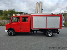 MERCEDES-BENZ 711D Vario Doka Thoma Feuerwehr