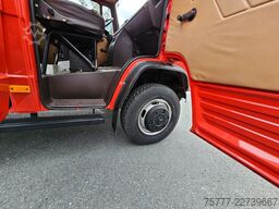 MERCEDES-BENZ 711D Vario Doka Thoma Feuerwehr