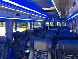 MERCEDES-BENZ 517 Lord Comfort XXL Vorlauffahrzeug 23 SS