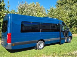 MERCEDES-BENZ 517 Lord Comfort XXL Vorlauffahrzeug 23 SS