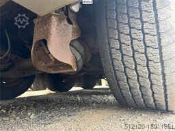 Krone Thermotrailer w/ Carrier.