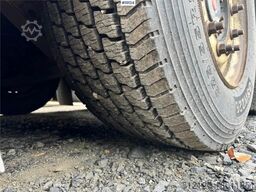 Krone Thermotrailer w/ Carrier.