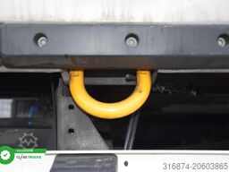 SCHMITZ CARGOBULL SKO FP 60 ThermoKing SLXi 300