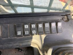 Takeuchi TL 12 V2