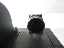 Siemens 1FT6082-8AH71-4EG1 Servomotor SN: YF R725087602001