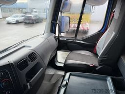 Renault D Wide 18.320 4x2 Plane/HB  / Swiss-Vehicle