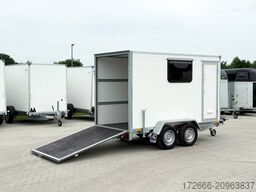 Blyss F2030HTD | RAMPE | SEITENTÜR 305X150X180CM 2000KG | FENSTER | KOFFERANHÄNGER