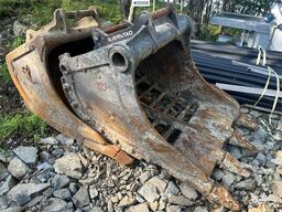 Hitachi zx190lc-5B excavator w/ rototilt, sanding bucket,