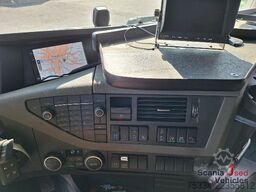 Volvo FH500 6X4 Holztransporter Kesla Ladekrank