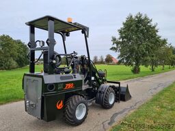 Wolf 750 shovel NIEUW
