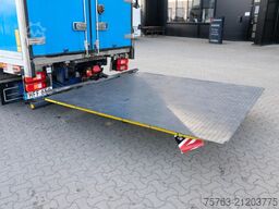 Volvo FH 13.420 Globetrotter XL 4x2 - Box - Loadlift ...