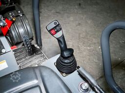 HZM 807 Profi, Perkins 25PS