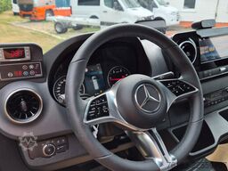 MERCEDES-BENZ 517 Lord Comfort XXL Vorlauffahrzeug 23 SS