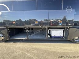 MAN R 08 Lion's Coach L