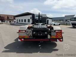 Volvo FM-500 8x2 Hiab / Swiss-Vehicle