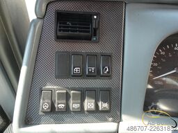 VAN HOOL T917 Acron, 63 Sitze