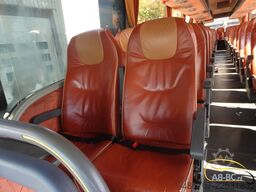 VAN HOOL T917 Acron, 63 Sitze