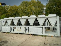 Used Industrial Chiller CARRIER - 890 kW | With warranty